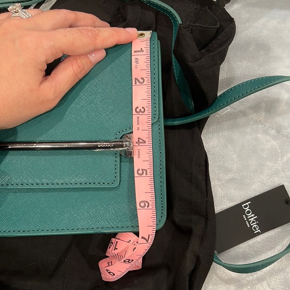 Botkier Lennox Box purse in Emerald Isle nwt - Picture 6 of 7